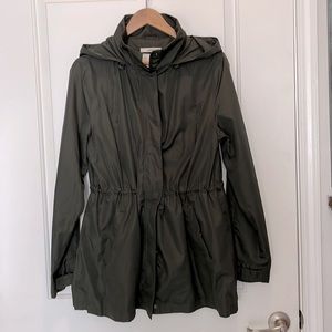 Water-resistant lined windbreaker parka